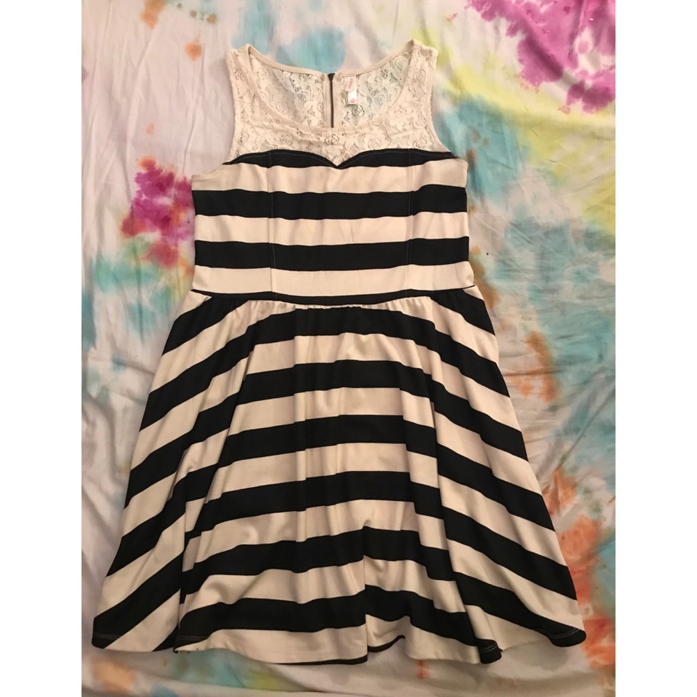 Sleeveless Dress